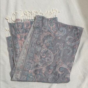 100% Cashmere Scarf Elegant Paisley Scarf with Fringe